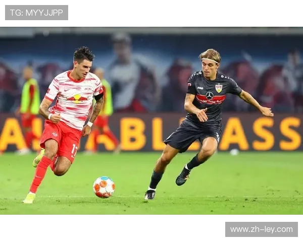 斯图加特1-0奥格斯堡，替补奇兵头球制胜