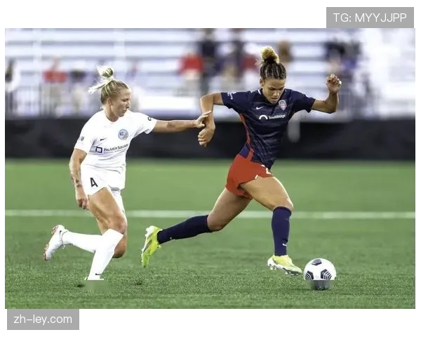 罗德曼之女创女足薪资纪录，年薪超200万美元