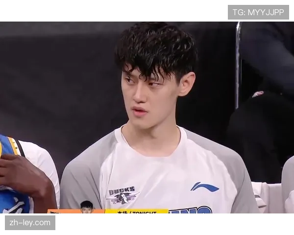 北京队伤病潮持续,赵睿周琦曾凡博缺阵促年轻球员担纲主力 北京队伤病潮持续,赵睿周琦曾凡博缺阵促年轻球员担纲主力